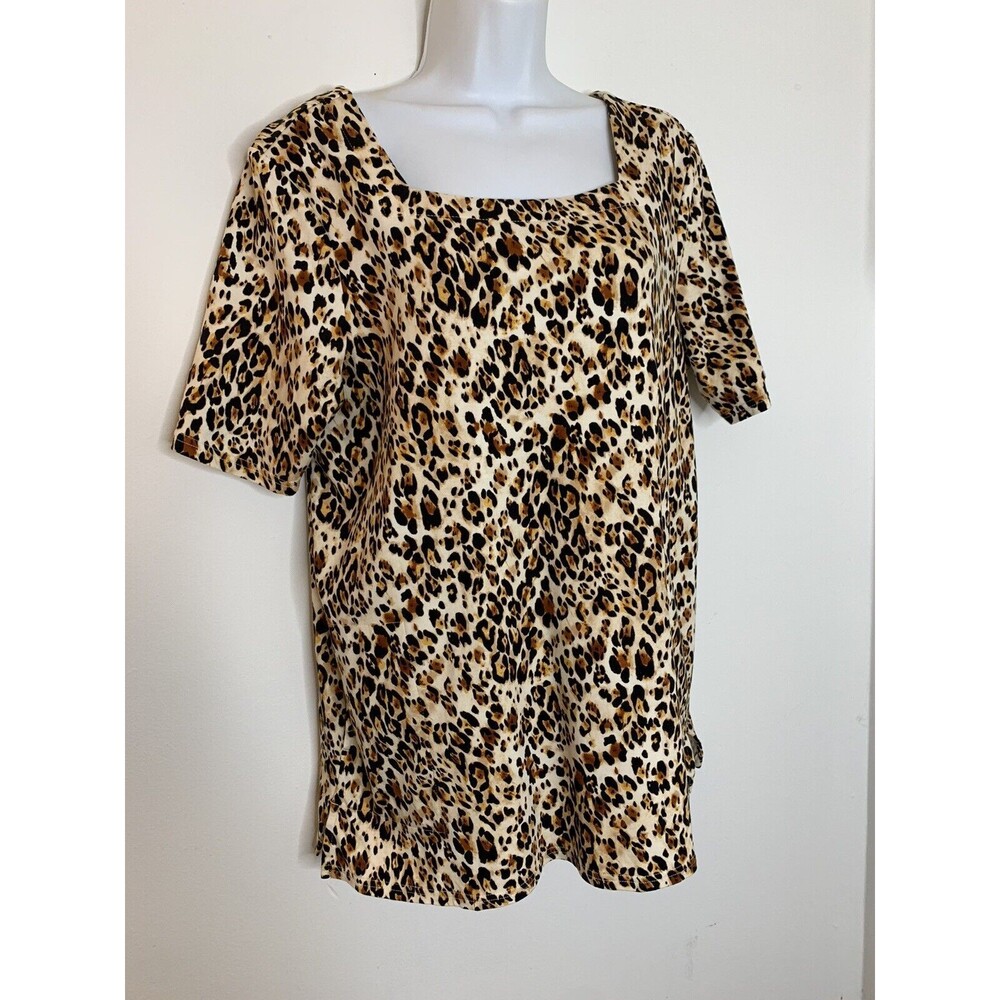 Chicos Top Size 2 Womens Short Sleeve Leopard Cheetah Animal Print Shirt (E3)